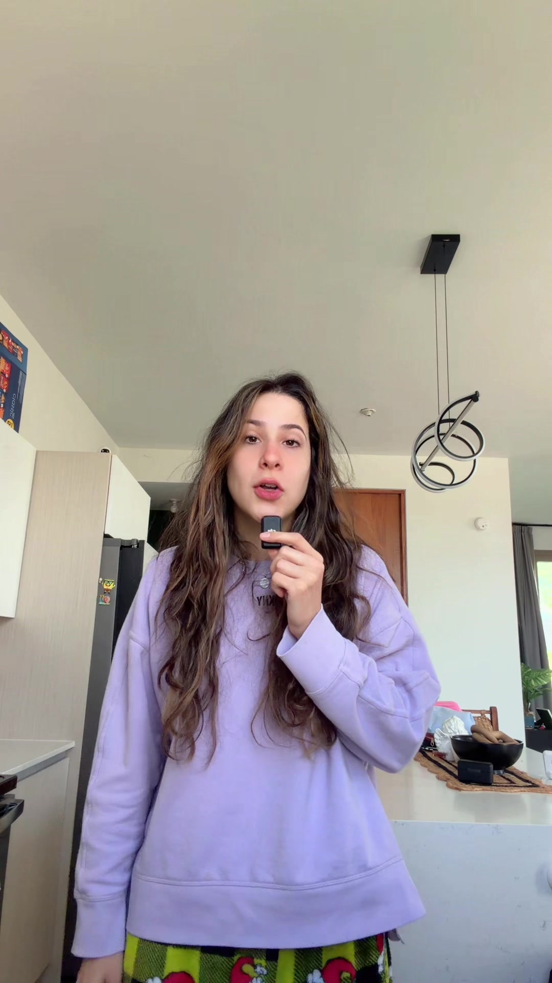 @labuenaamanda