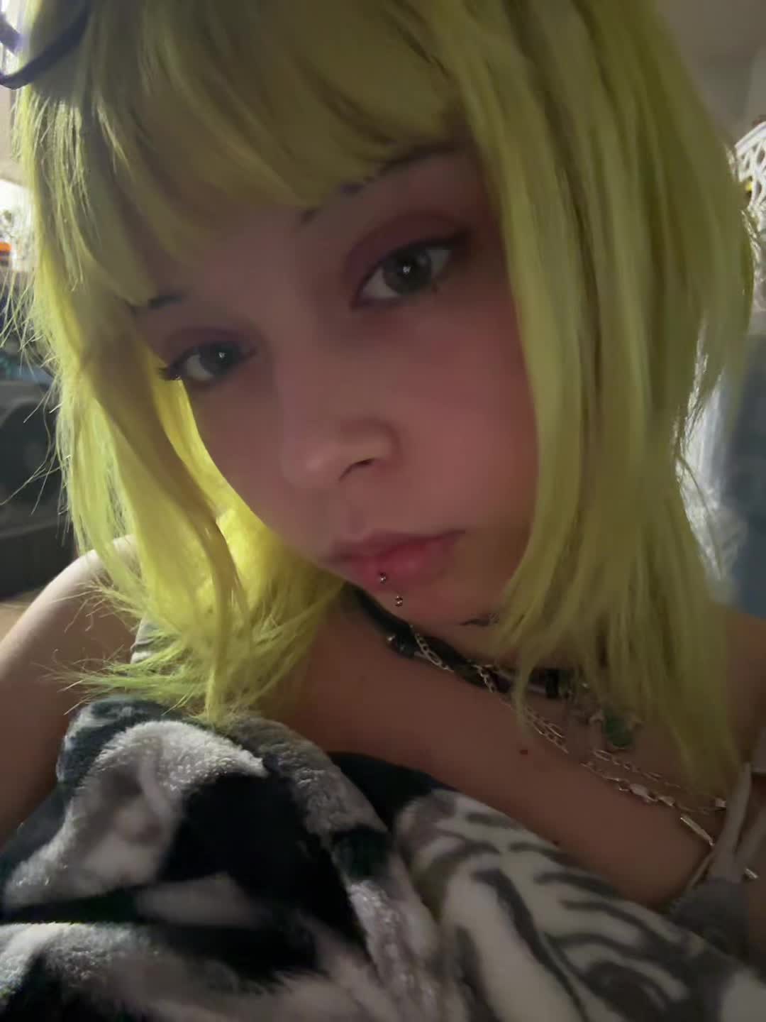 @Ussnsnd