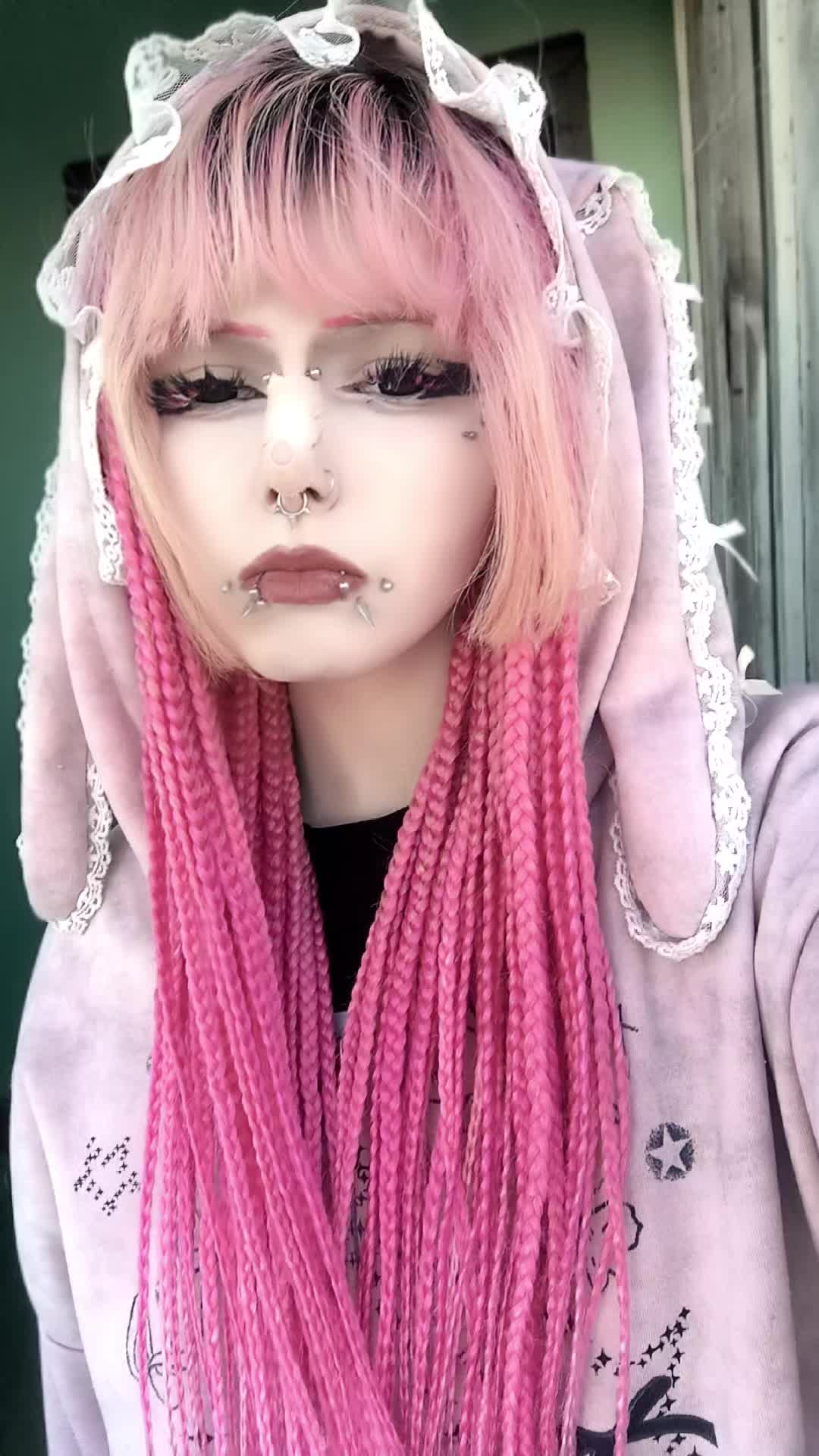 @✞