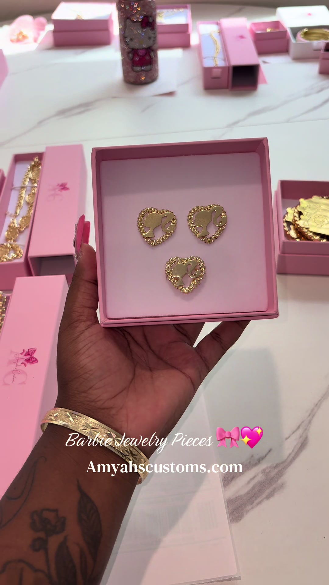 @AMYAHSCUSTOMS 🎀