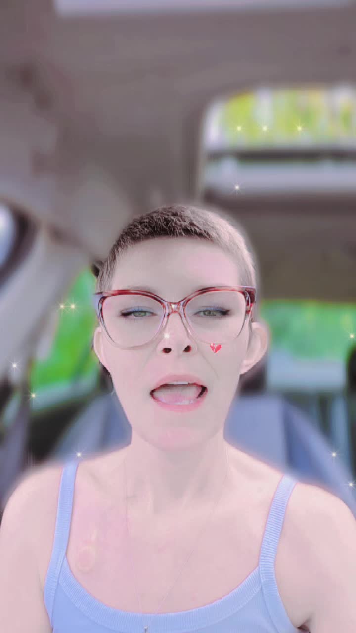 @QueenB502