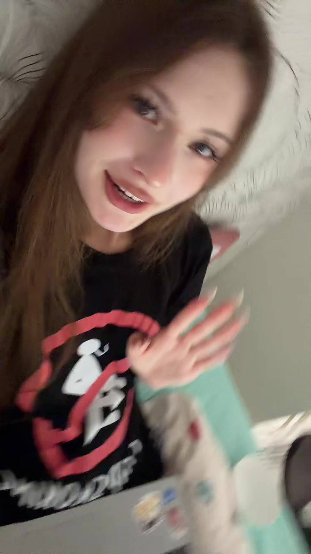 @элинотси
