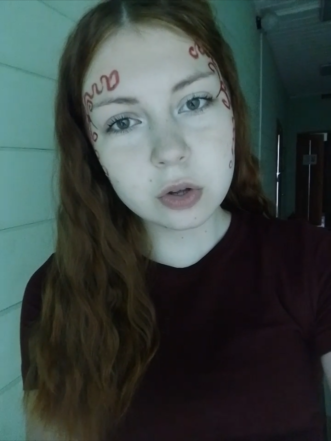 @машка