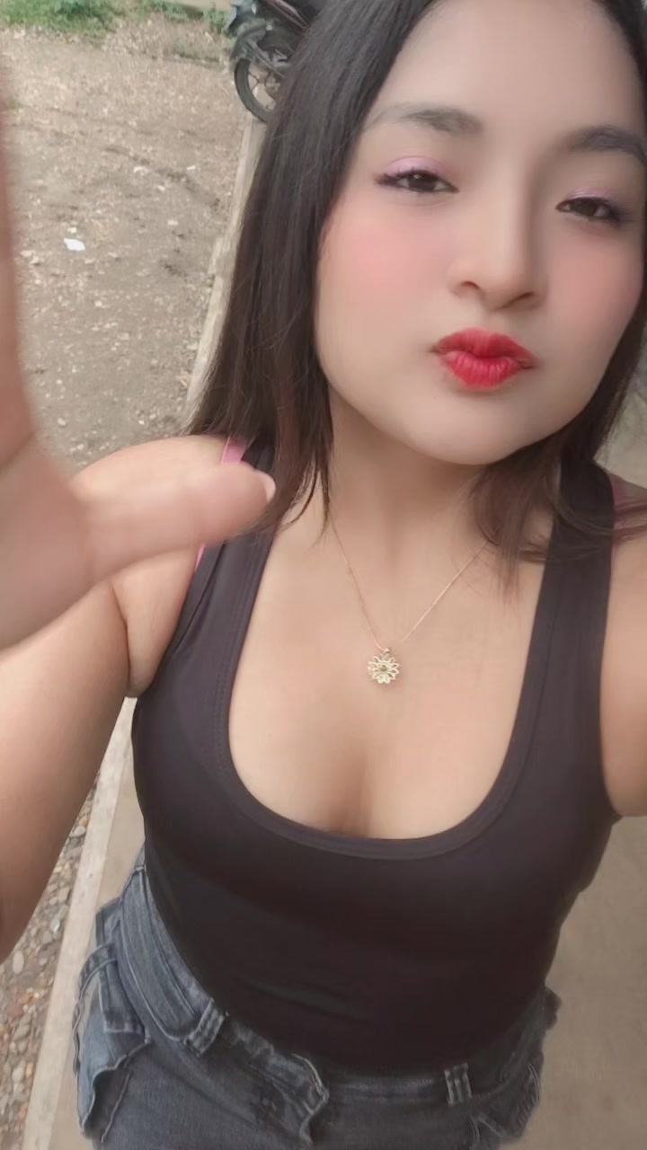 @LA_CHINITA_ROM&Aacute;NTICA