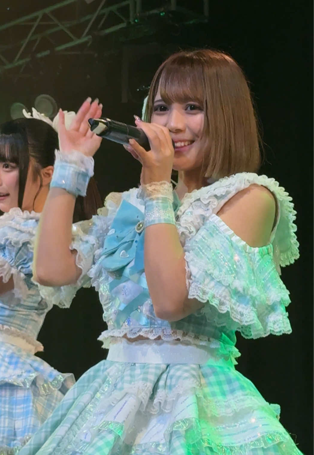 @ともちん