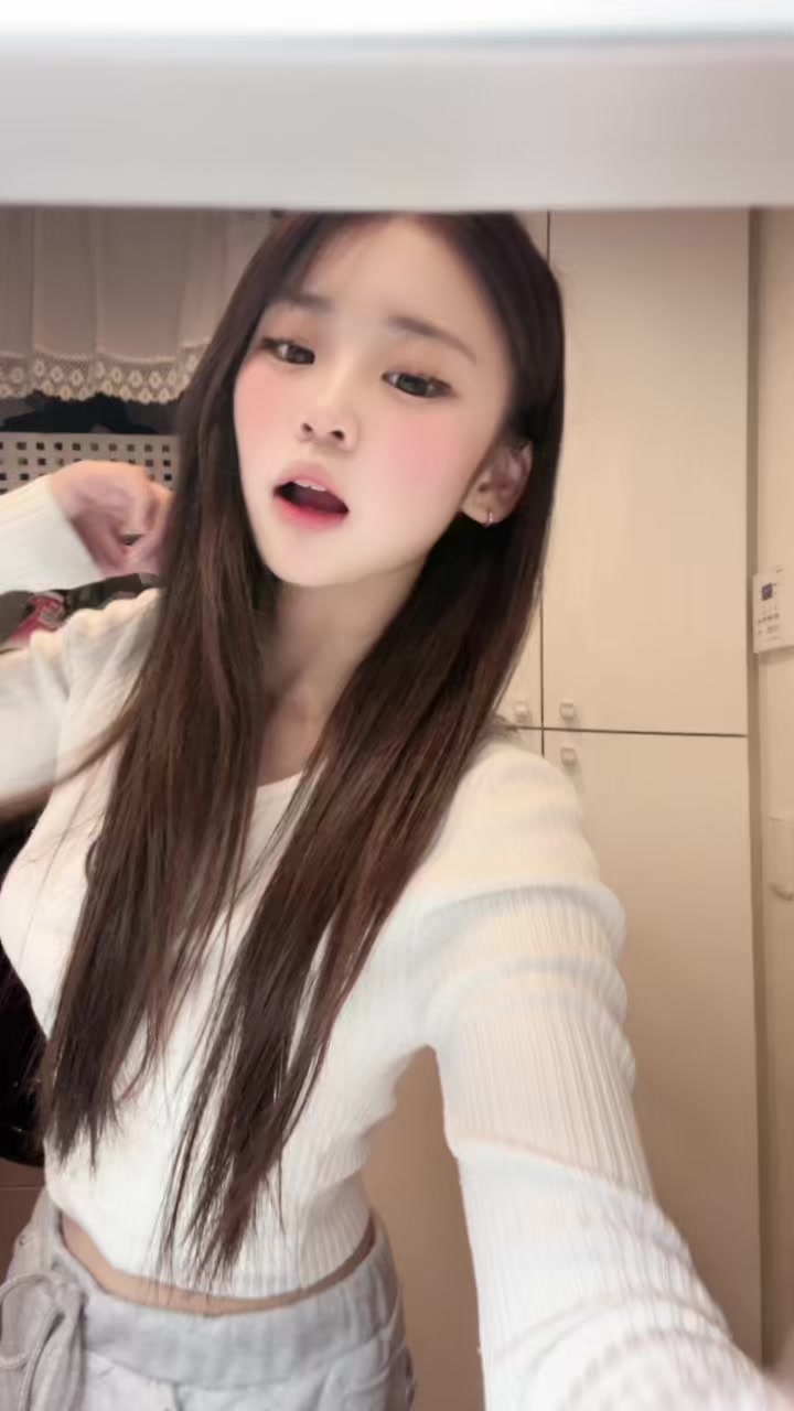 @ゆな☺︎