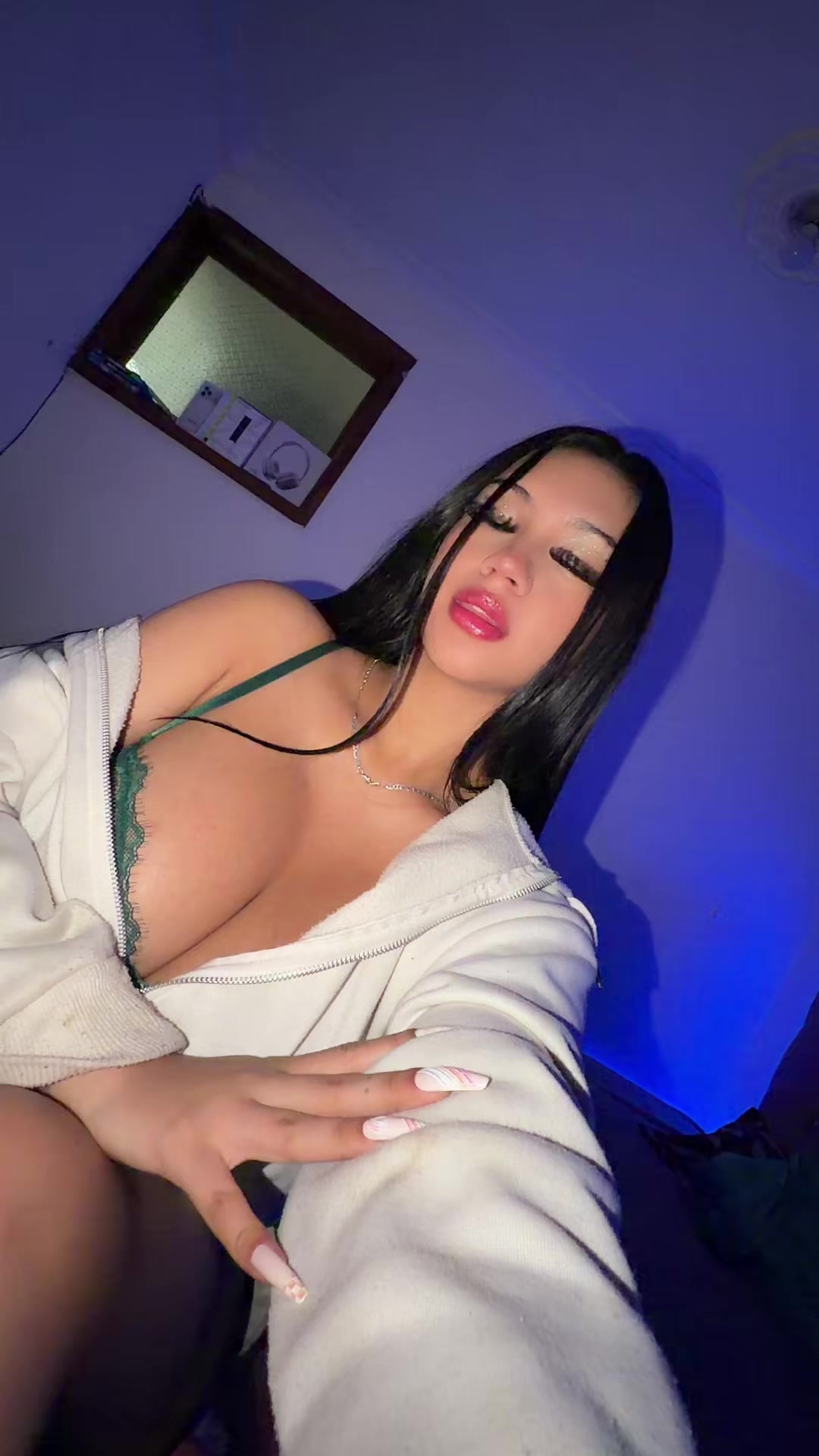 @loredaxxa
