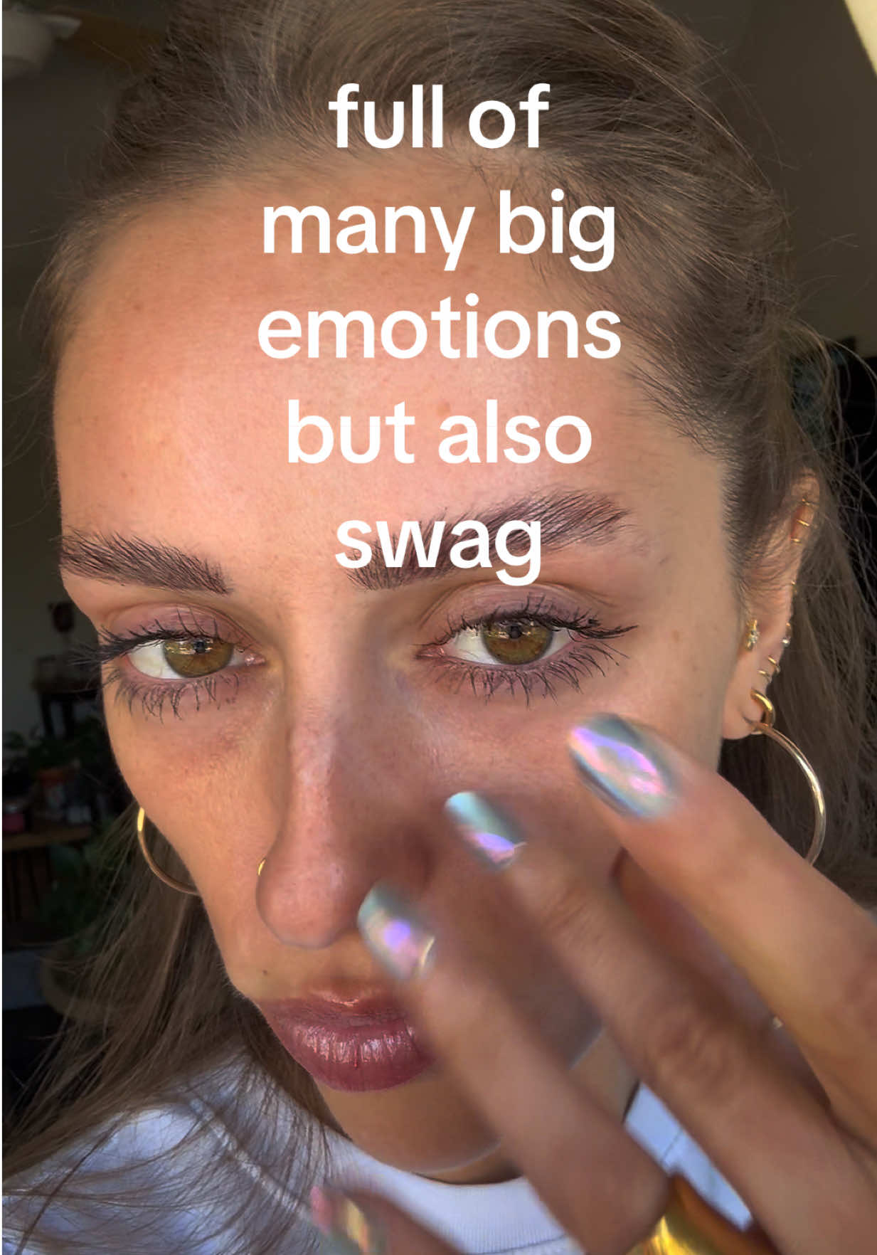 @⋆˚ G ⋆˚꩜。