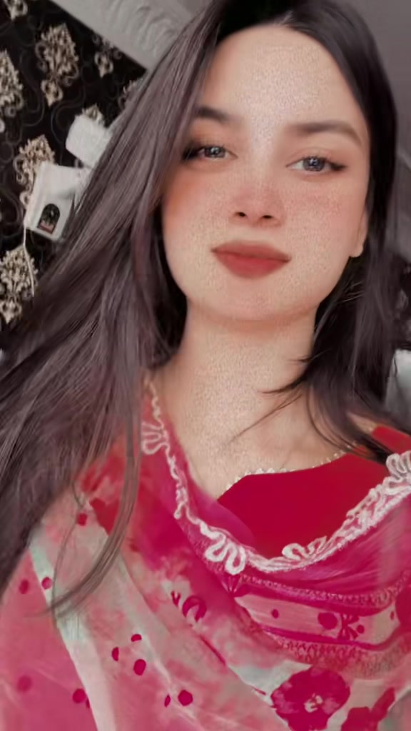 @Emaan🕊️✨