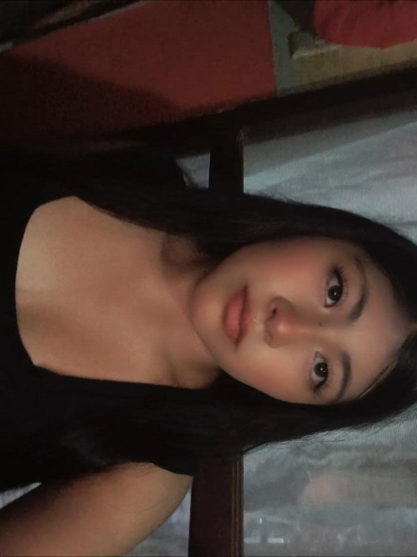 @𝓐𝓭𝓮𝓵𝓲𝓷 _𝓜 ᥫᩣ