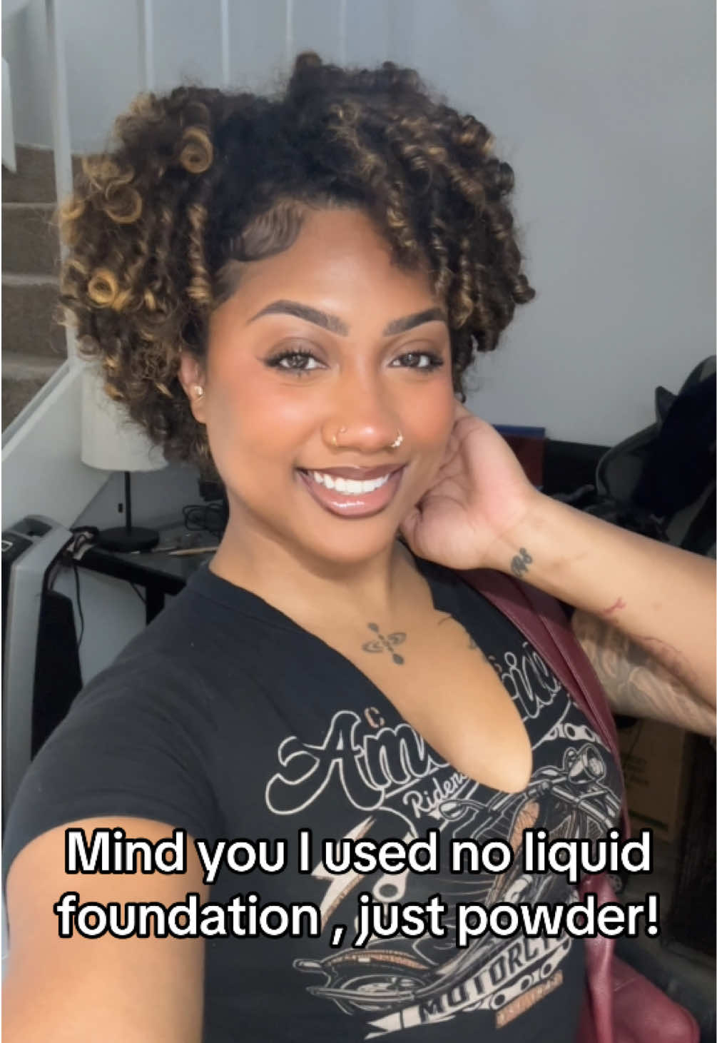 @curlybeviie