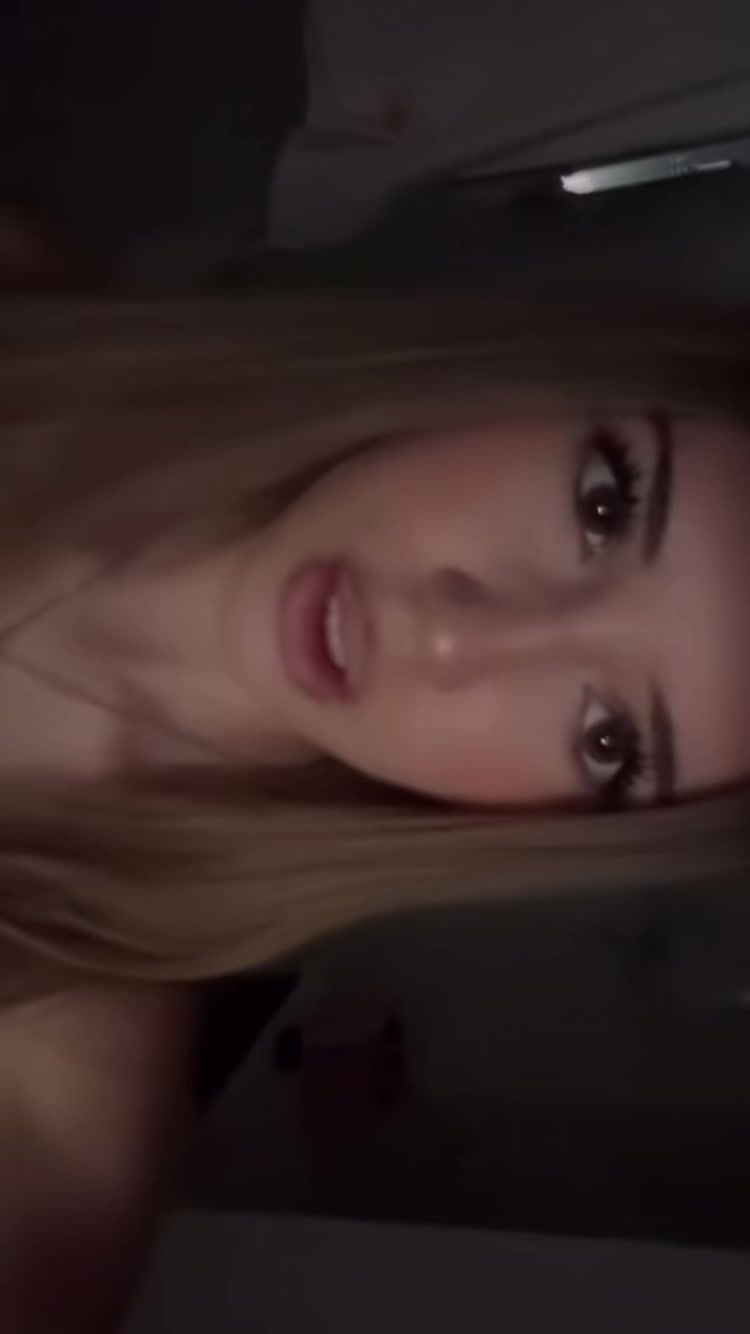 @𝒻𝒶𝓌𝓃𝑔𝒾𝓇𝓁.𝓍𝑜