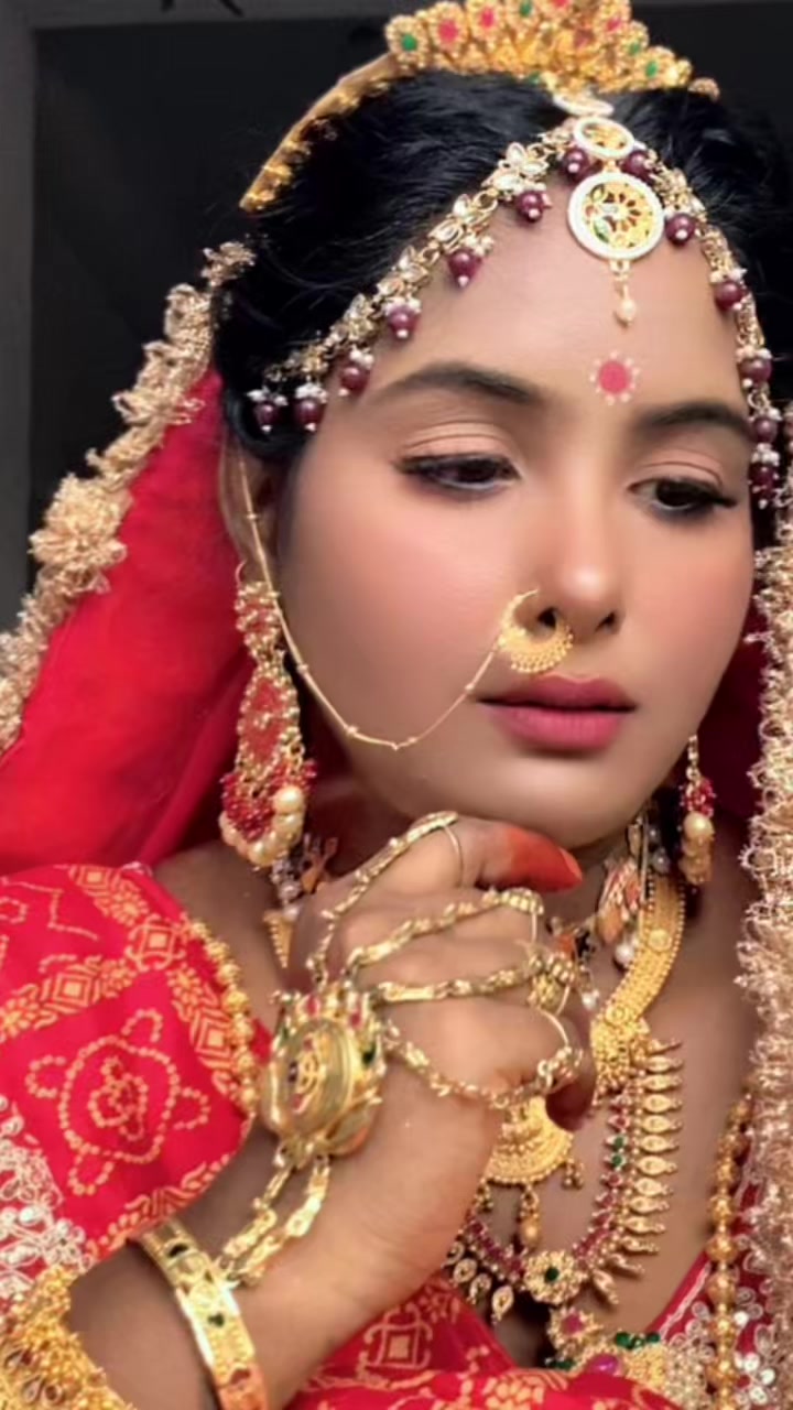 @divyapandit