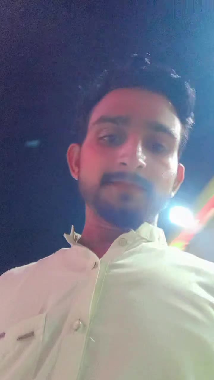 @اکیلا لیکن خوش💝