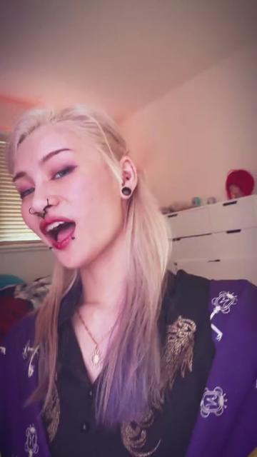 @_cosplaynerd16