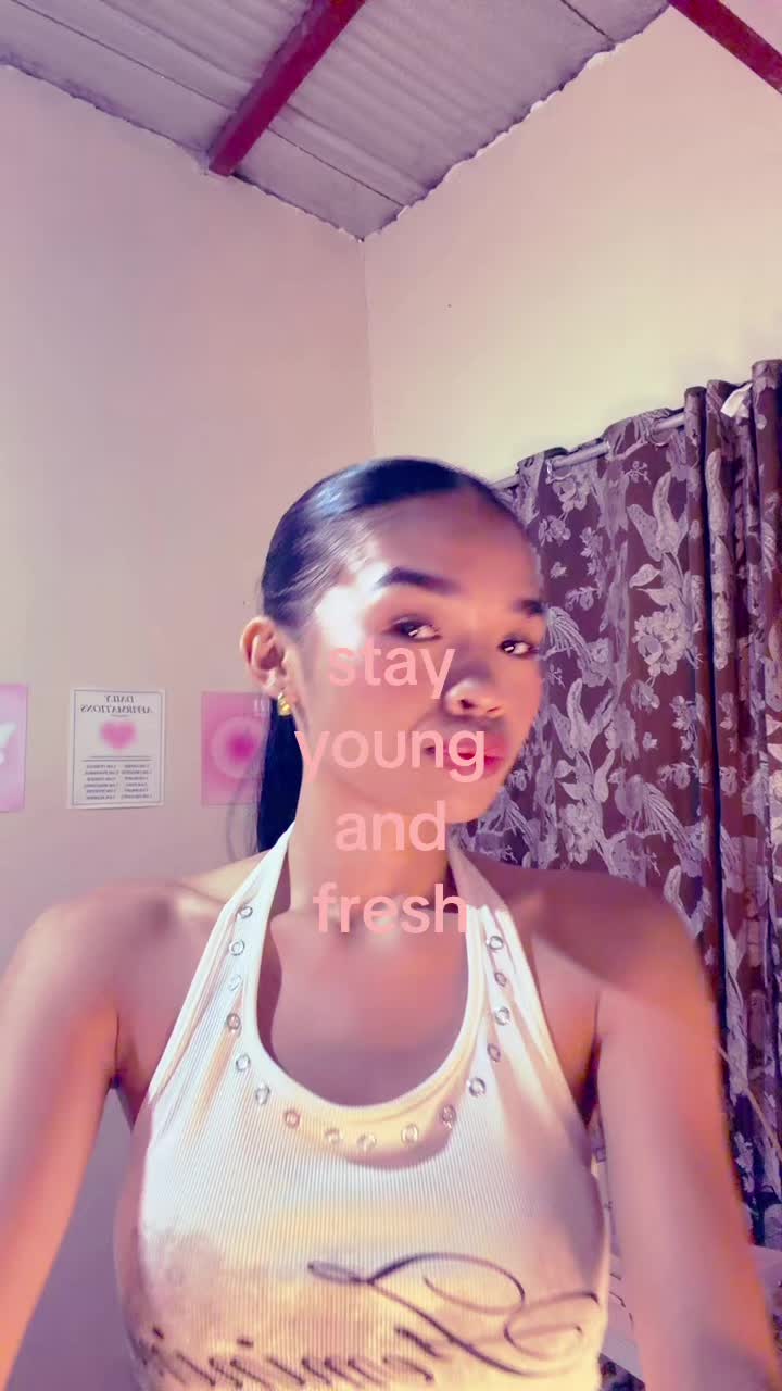 @@ishaaemeyyyy on ig