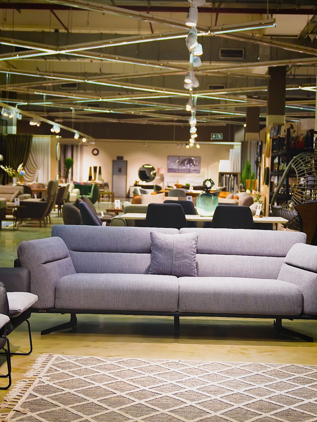 @Vento Furniture