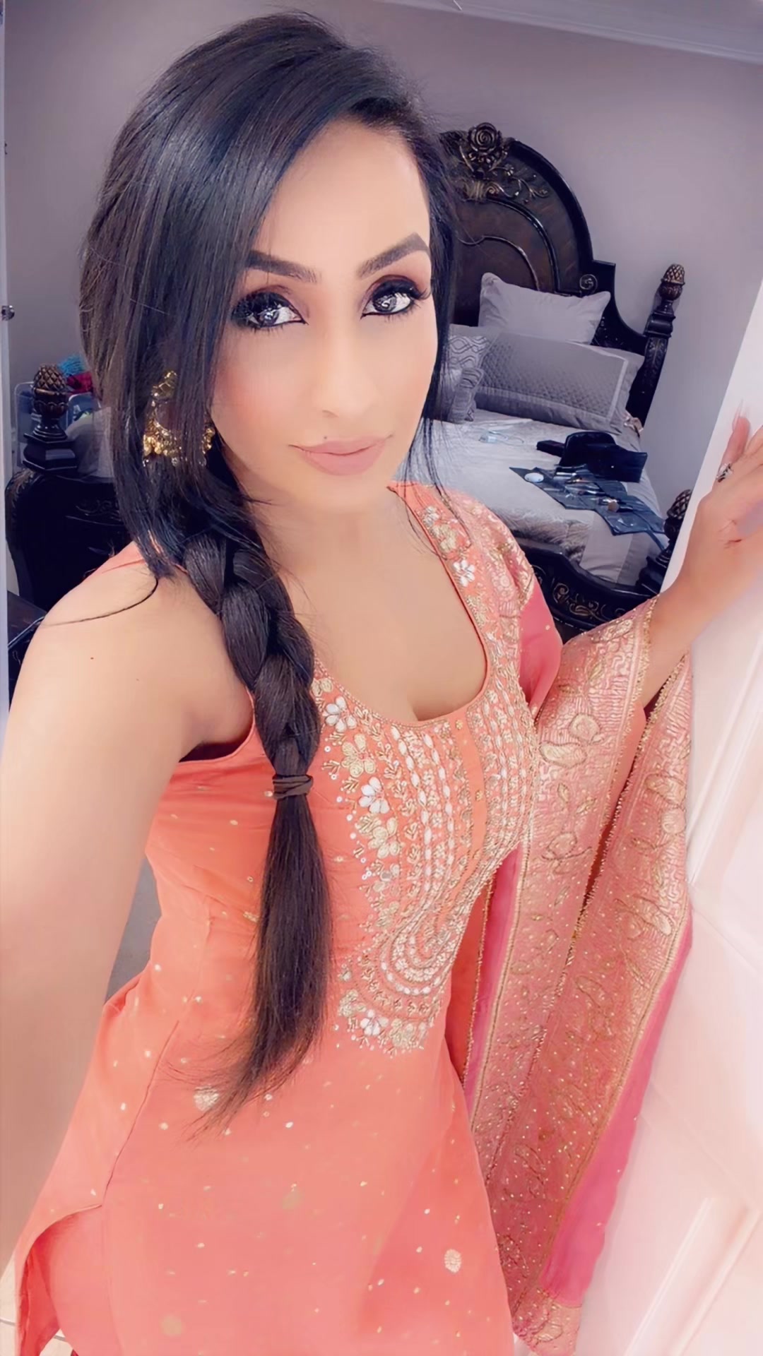 @✨𝓝𝓔𝓗𝓐 𝓢𝓐𝓝𝓓𝓗𝓤✨