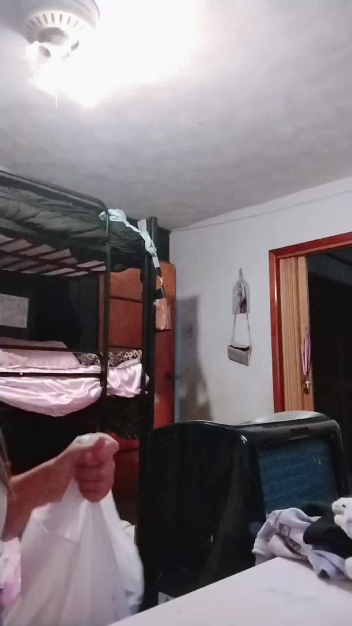 @୨୧ 𝒉 ᥫ᭡