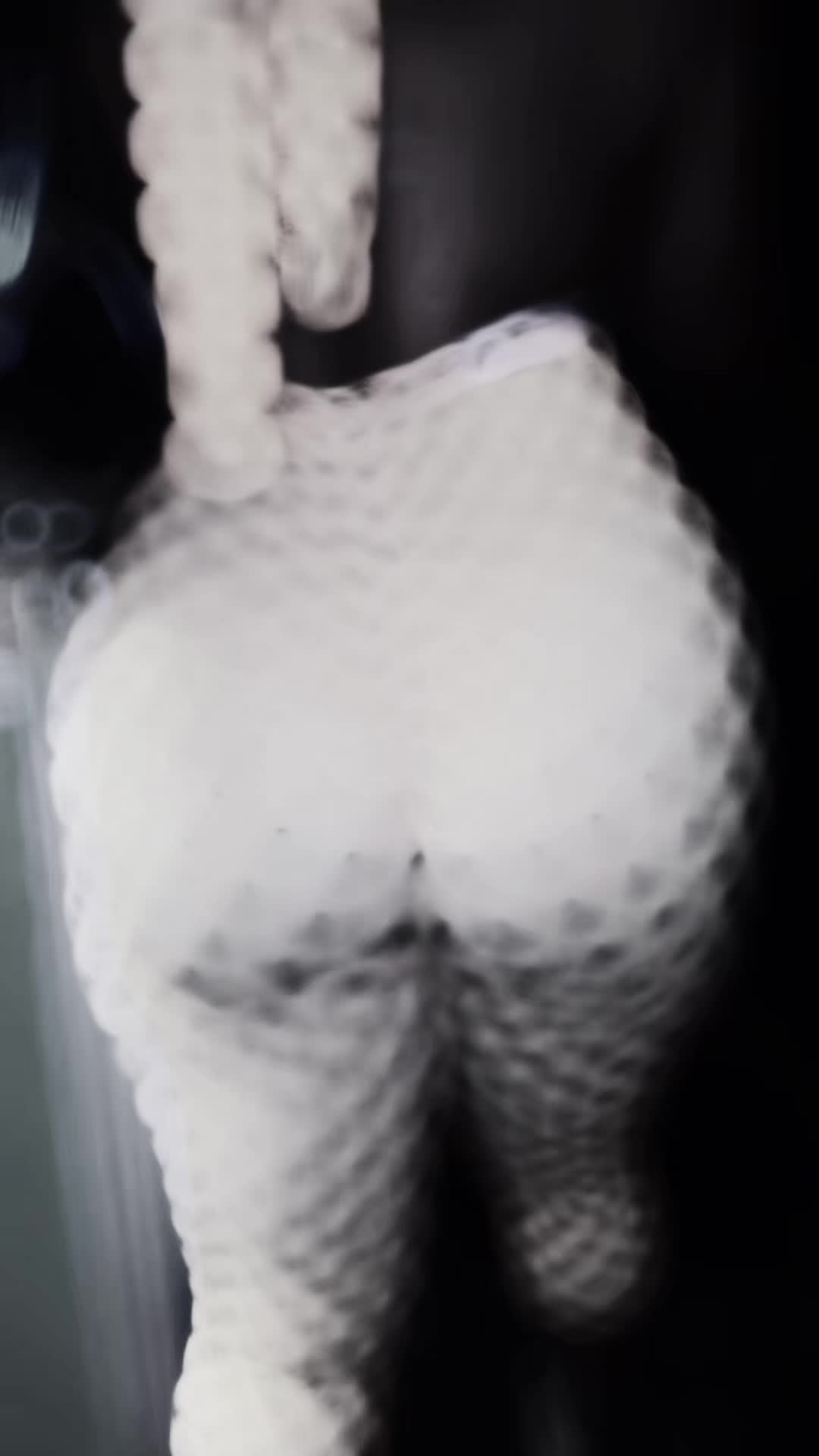 @K I S A