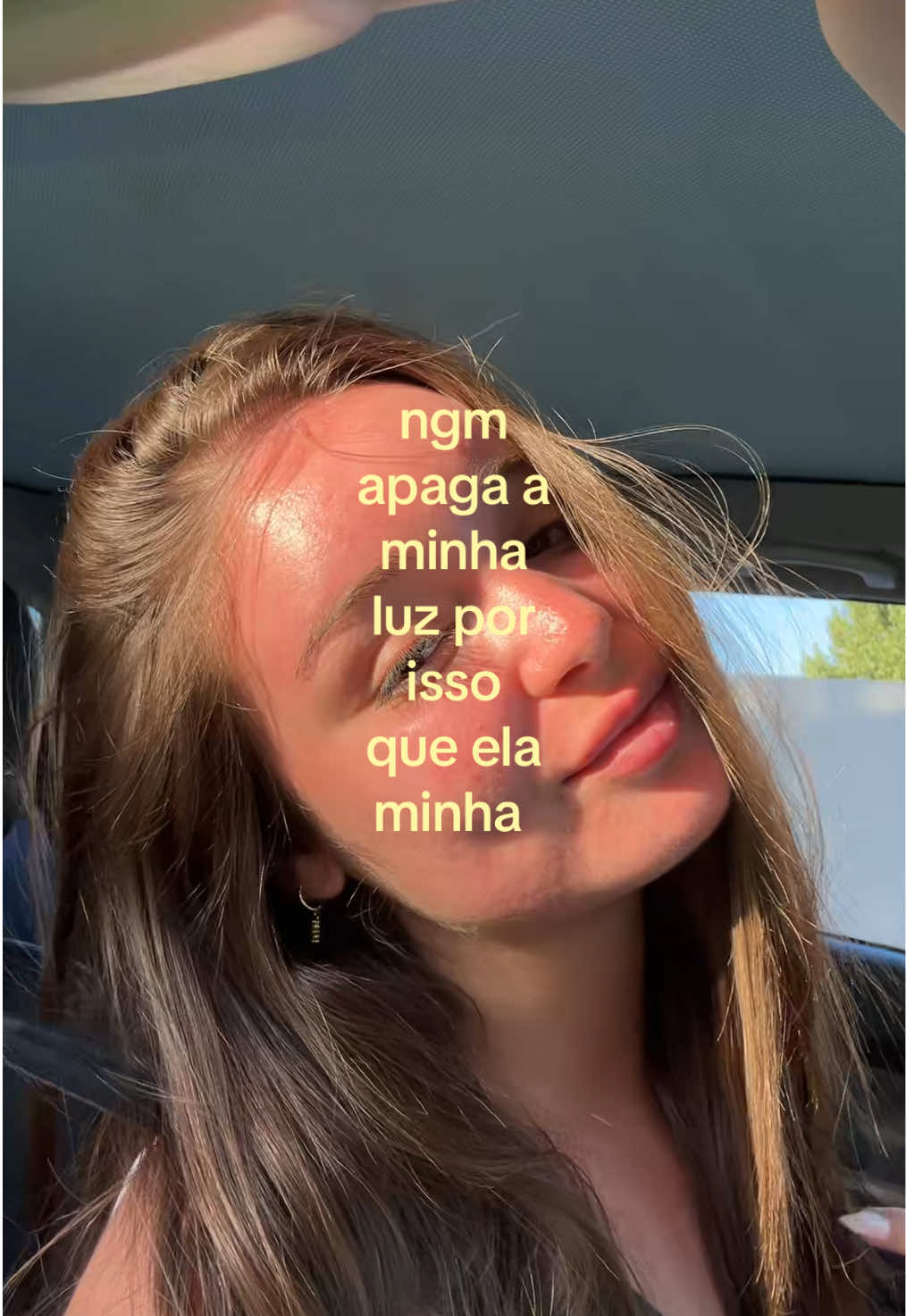 @lauraydias