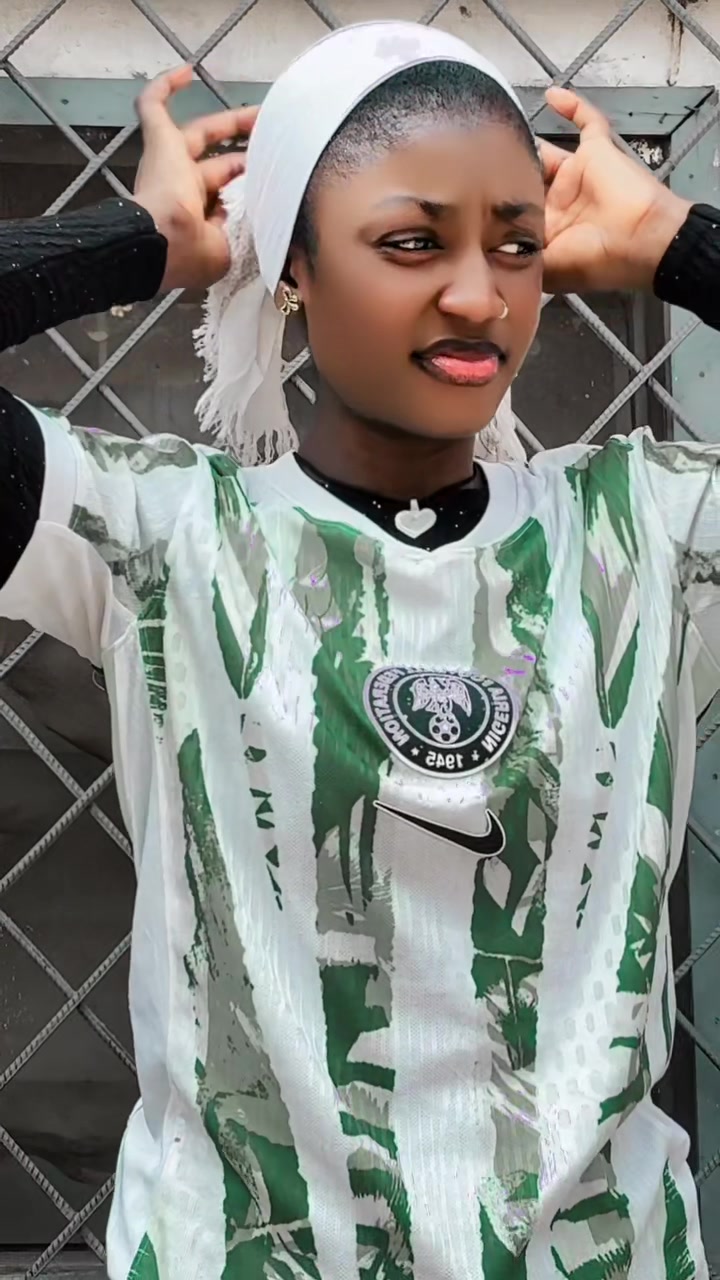 @A&iuml;cha 🇳🇬🇳🇬🇳🇬🇨🇬🇨🇬