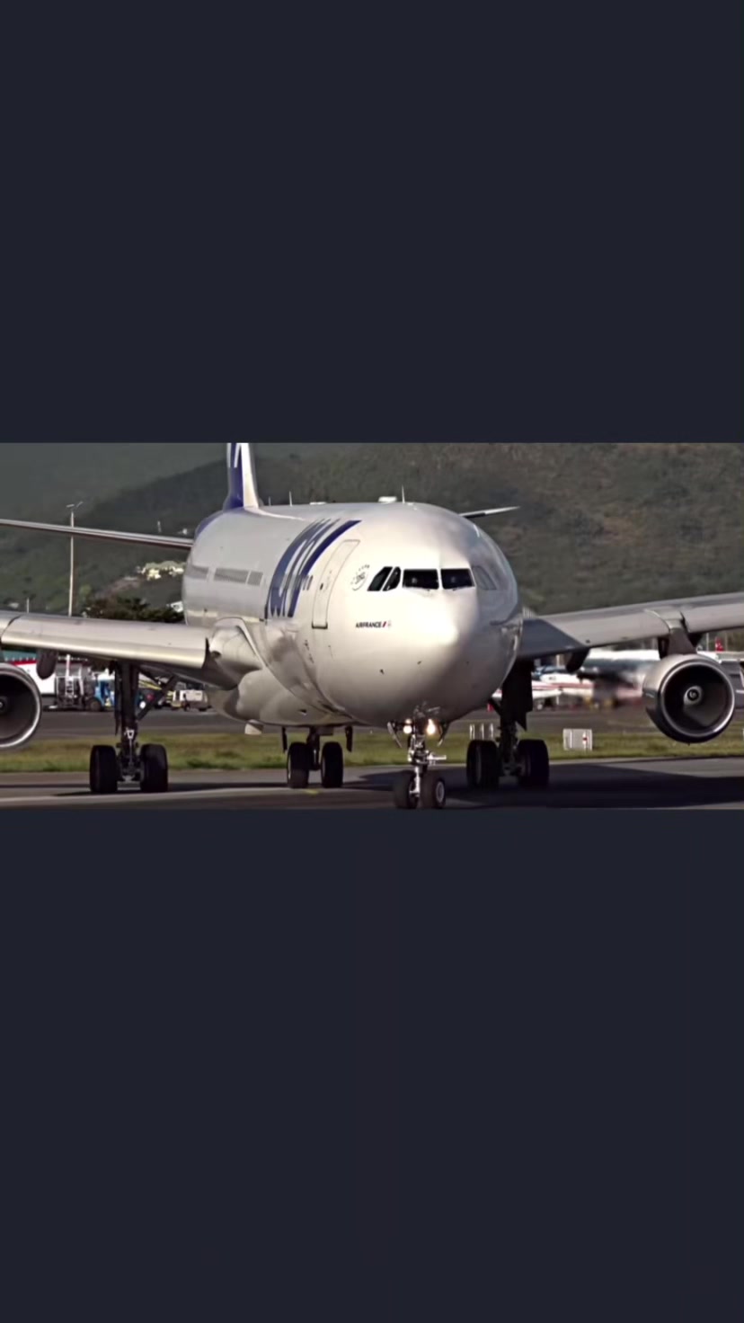 @The New Zealand plane spotter