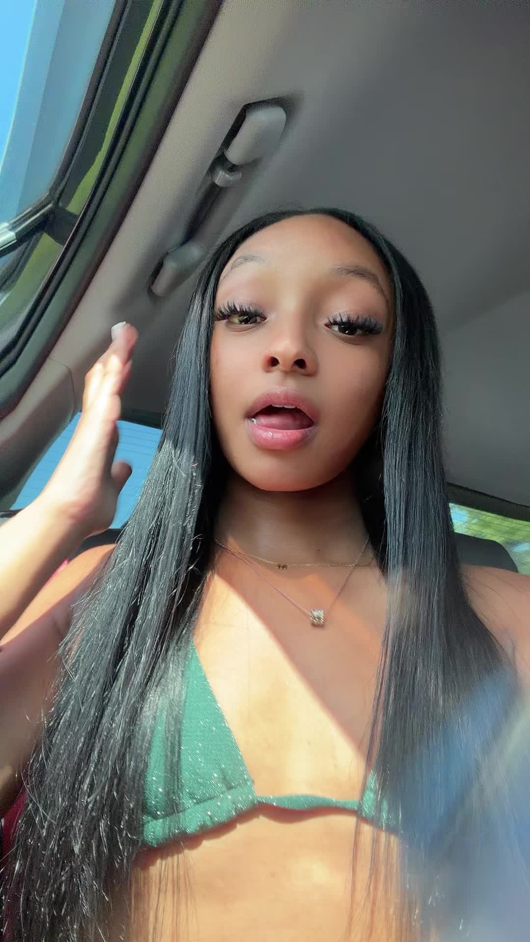 @meggg