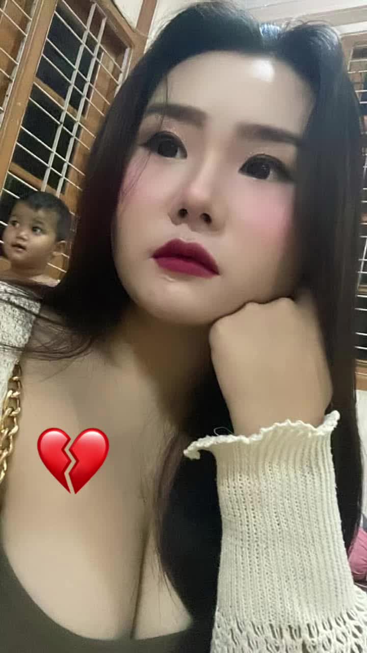 @Esther