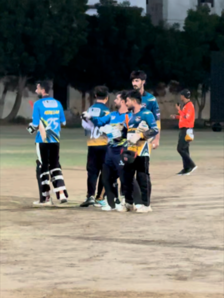 @Escribir Cricket Club