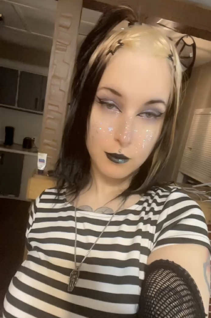 @bubblegumfairyghoul