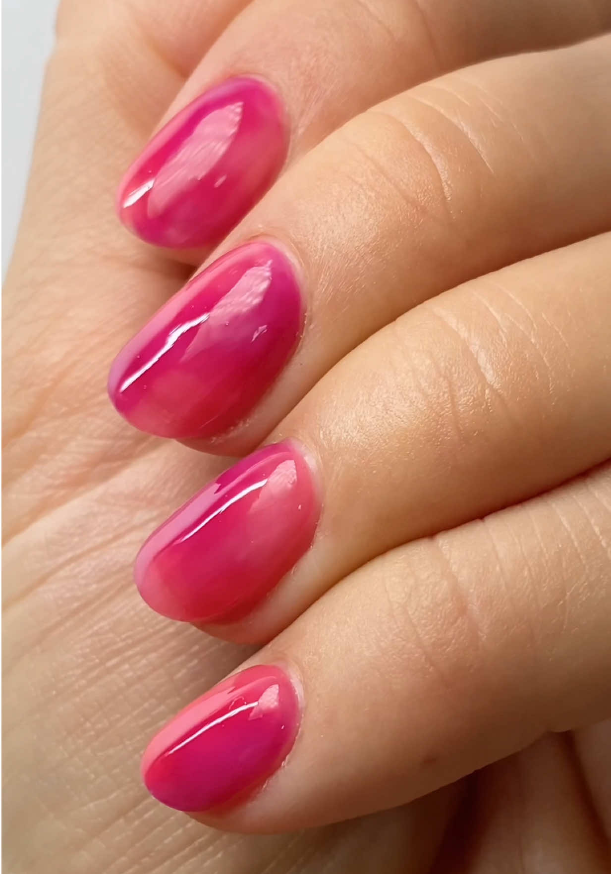 @essie