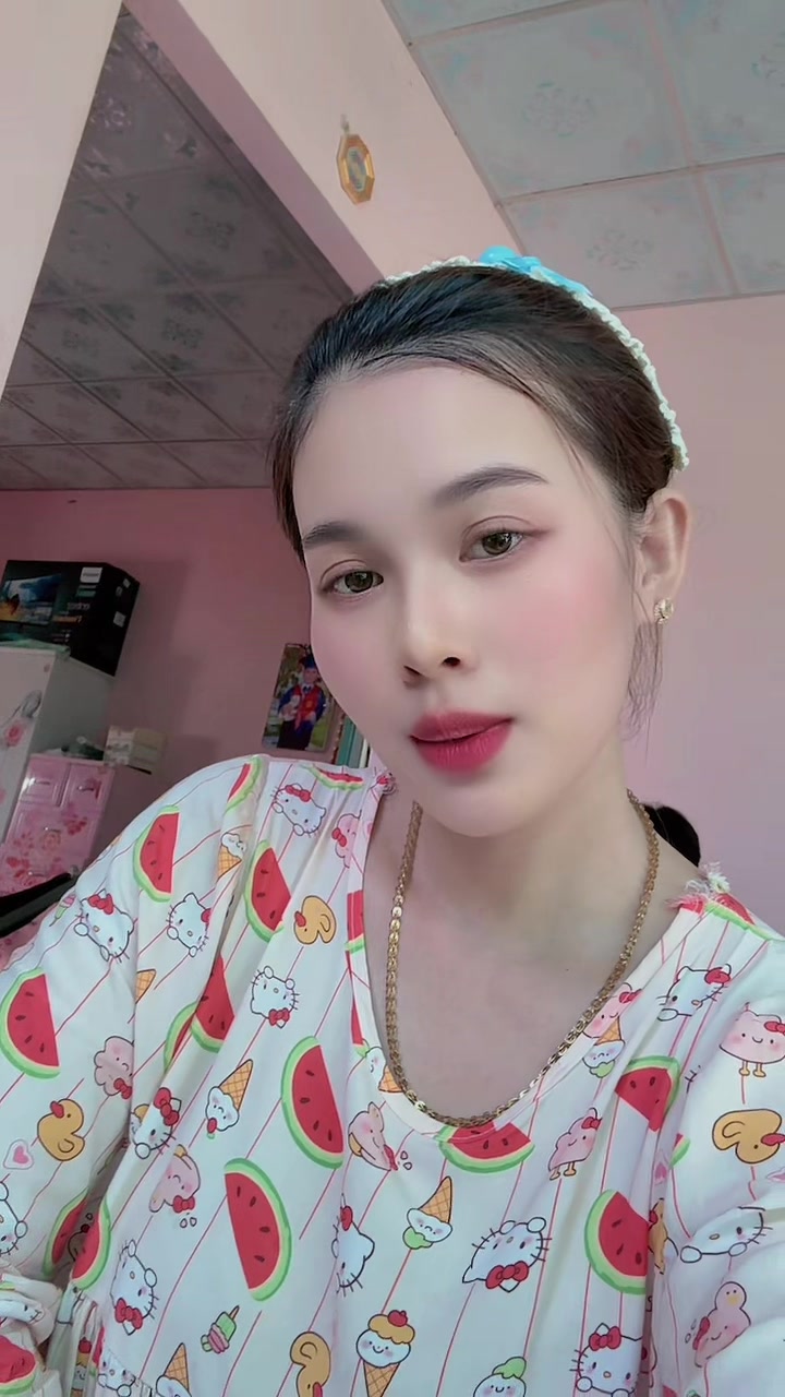@Mặt trời nhỏ 🌻