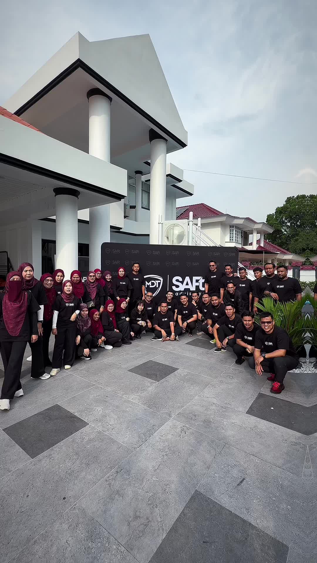 @aniqdanial.prubsn