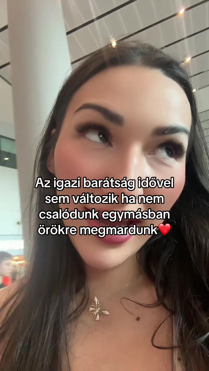 @🇭🇺Aniko🇨🇦