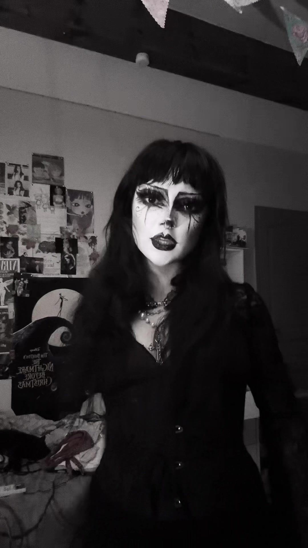 @𝕯𝖔𝖑𝖑𝖞 𝖙𝖍𝖊 𝕲𝖍𝖔𝖚𝖑𓋹