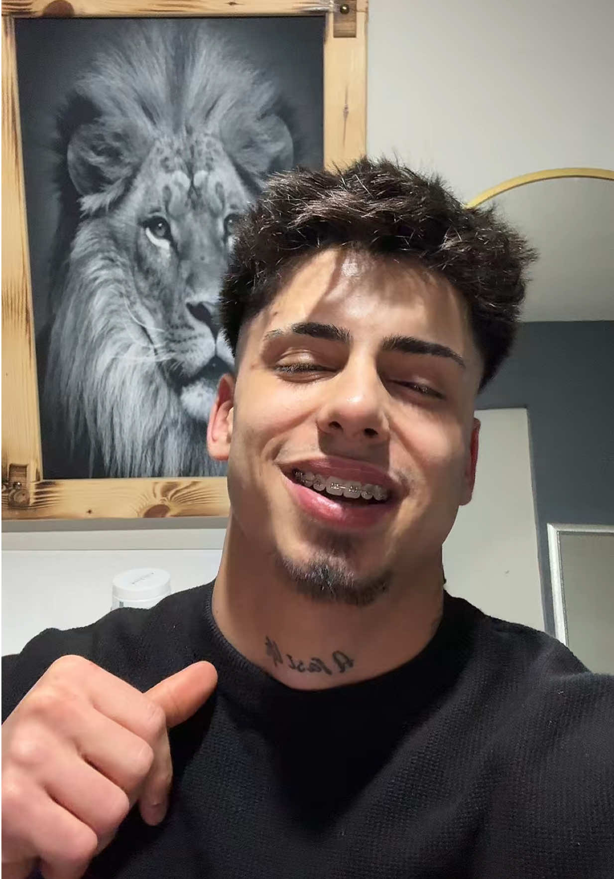 @M
