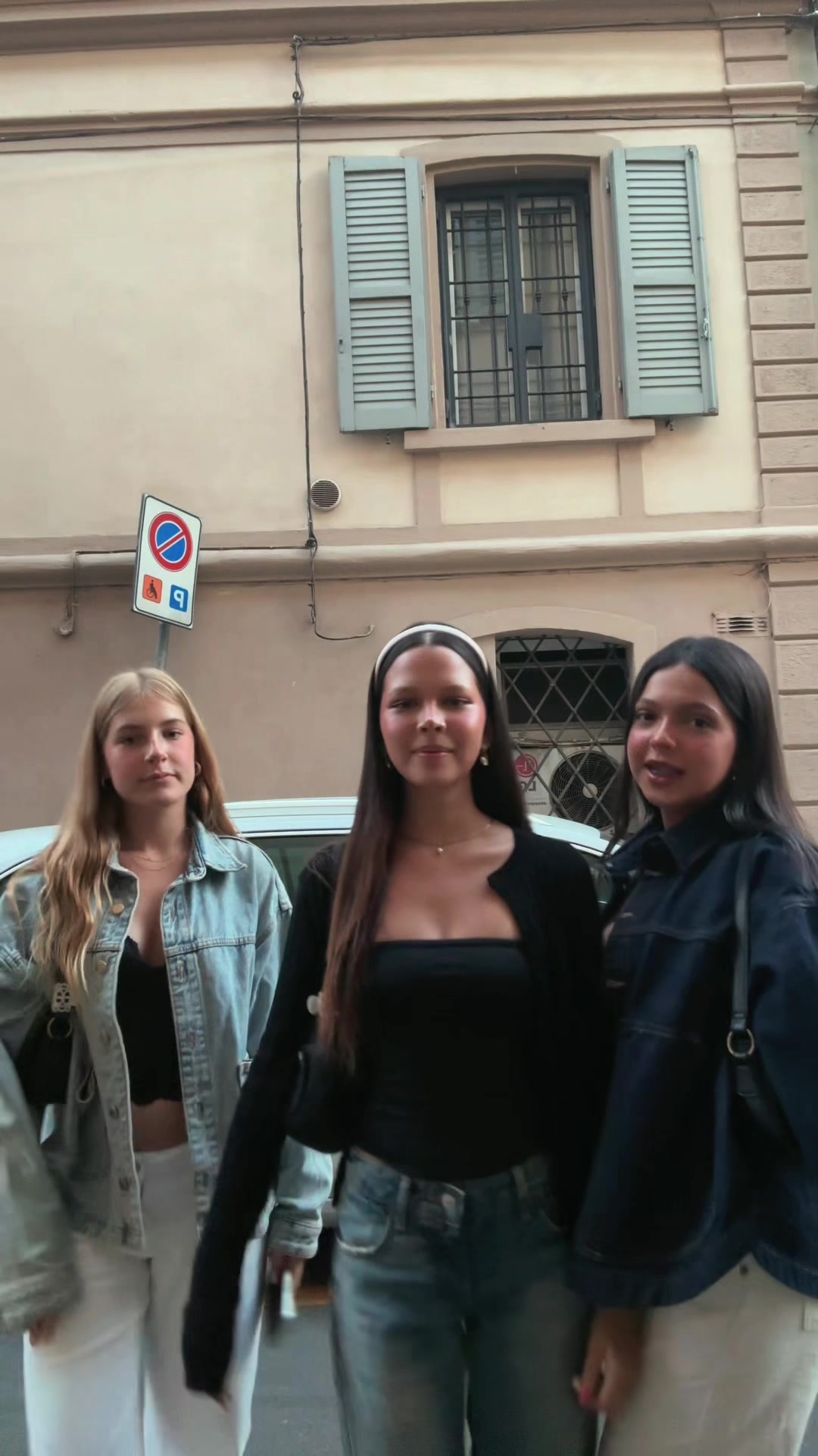 @Gal