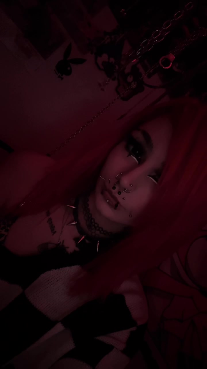 @z0mbi3_b1t3s