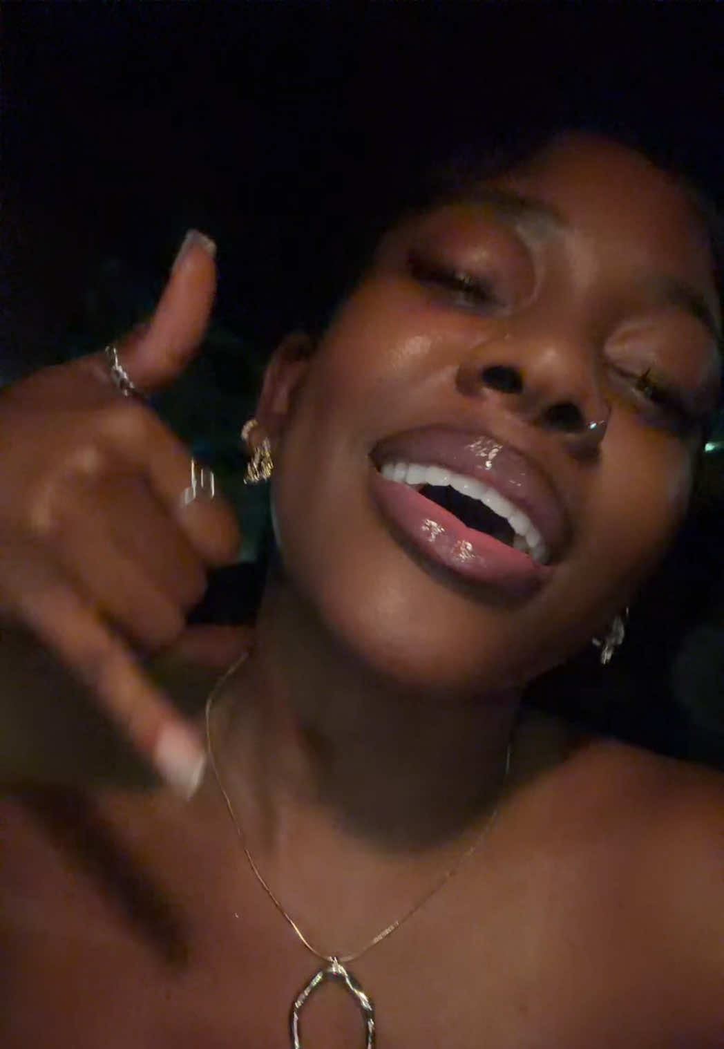 @unapologeticyve