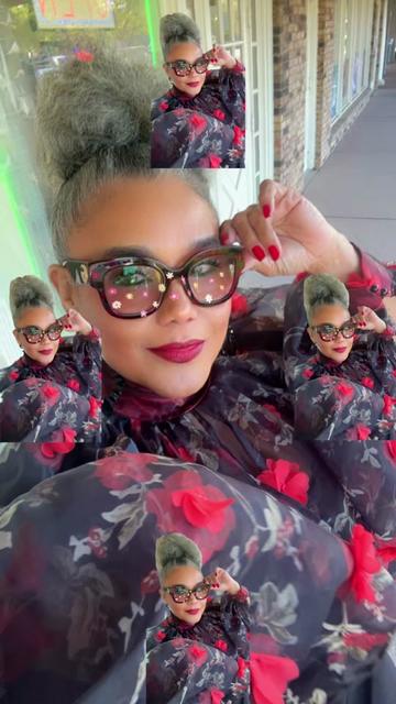 @FoxyBrown