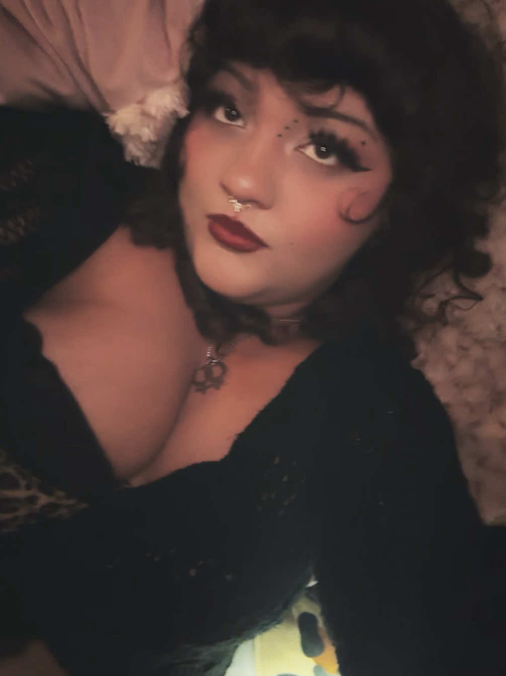 @𝒩𝒶𝑜𝓂𝒾 🐞🌺