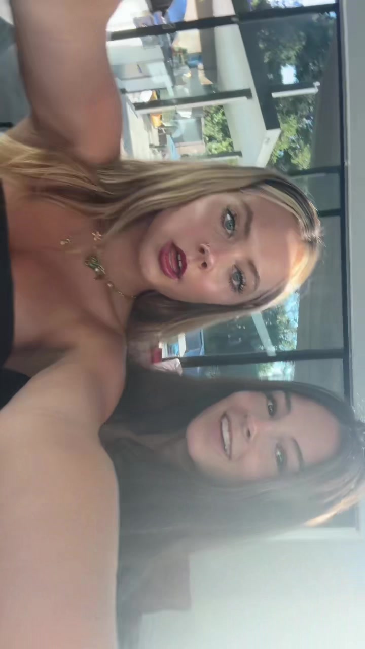 @elenitaa_spammm