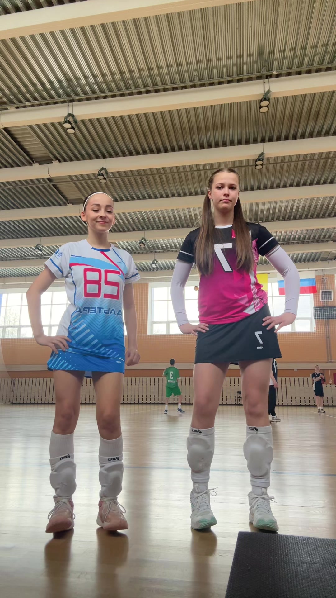 @варежка