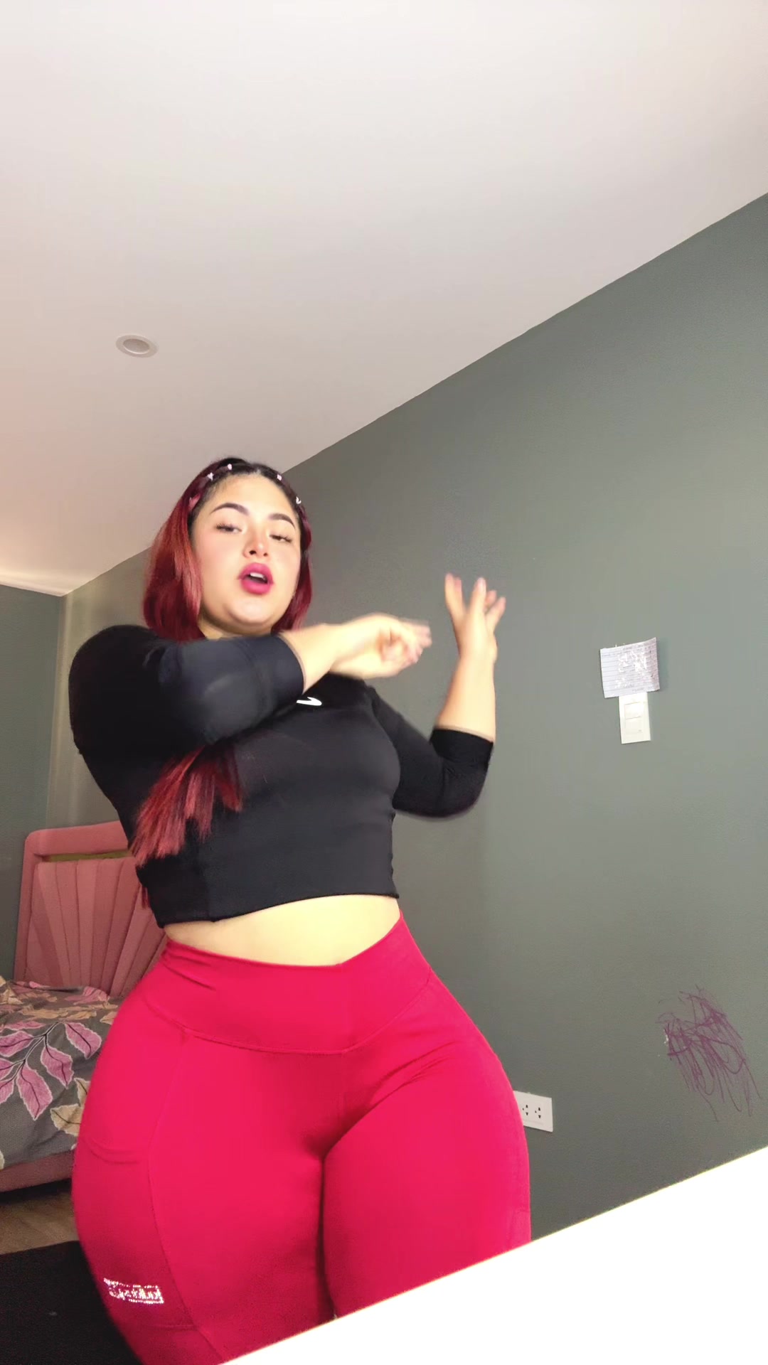 @ROXYBUENOTA✨