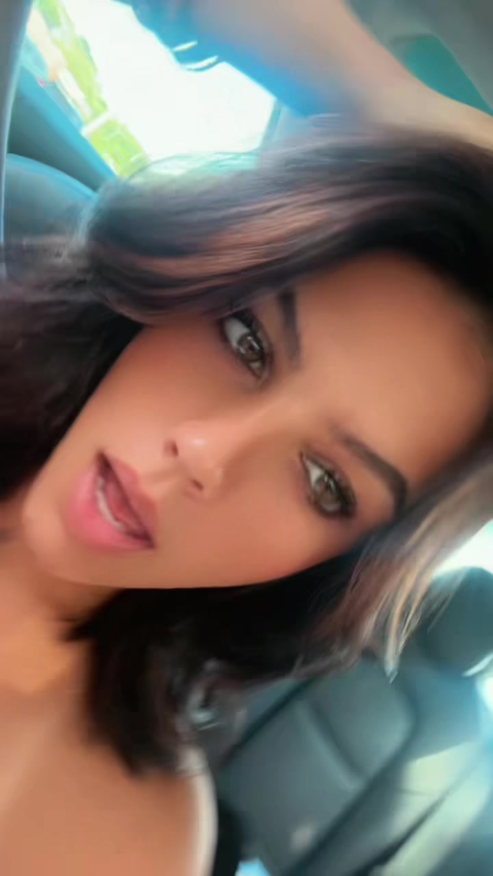 @sweeetkarolinee
