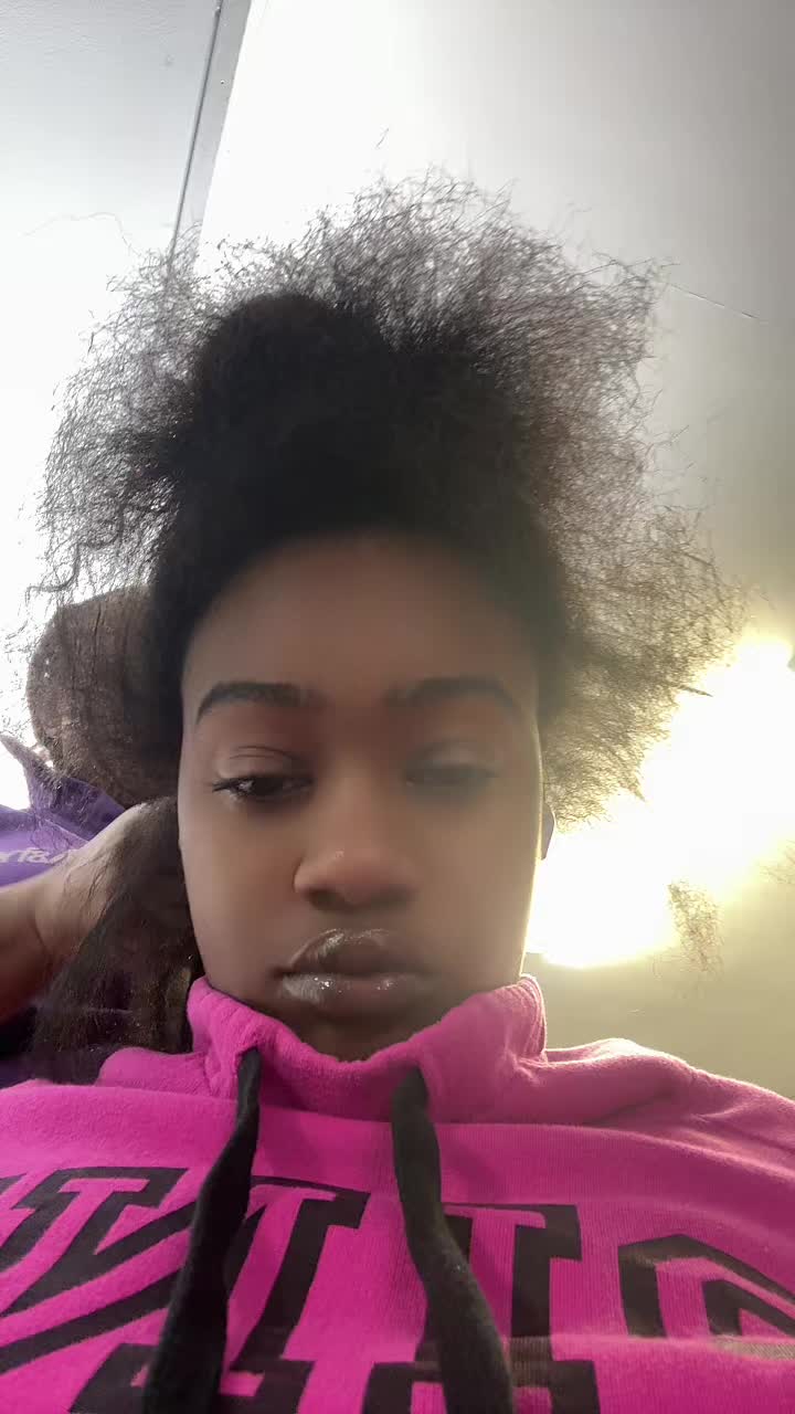 @nay_dabratt2