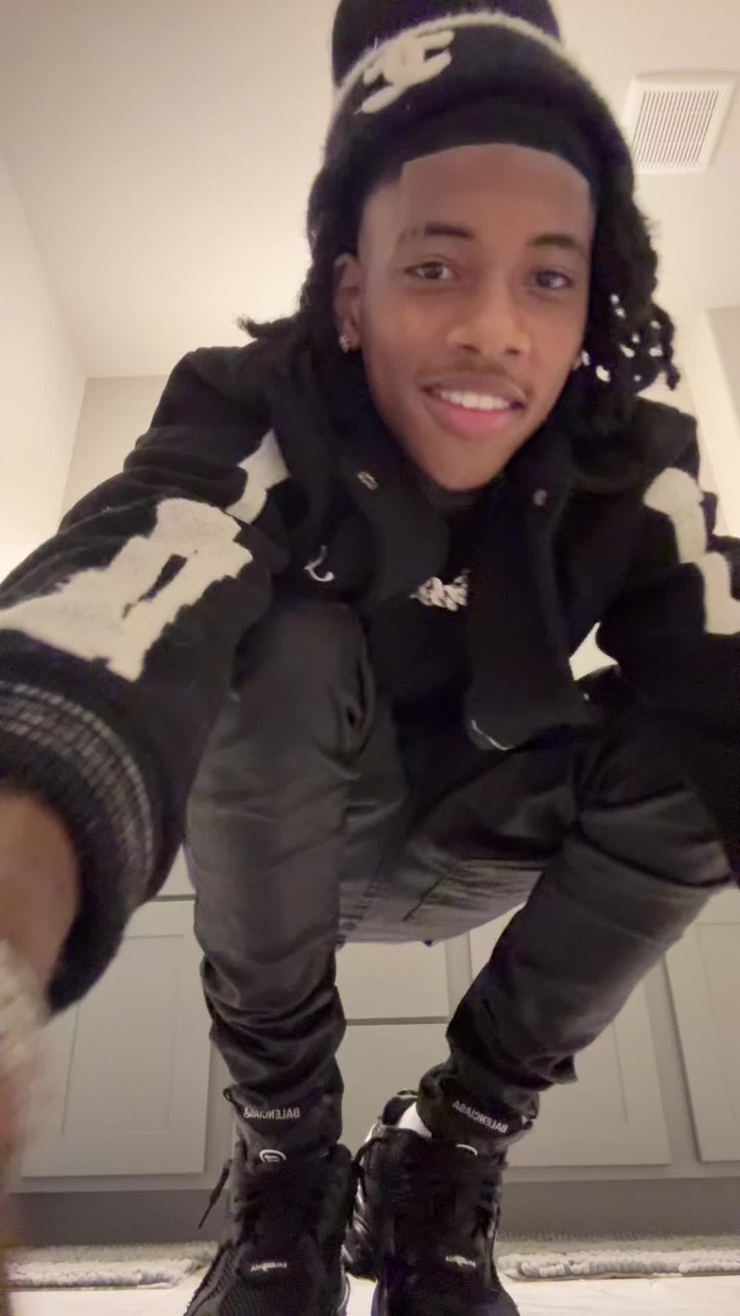 @jayshawnn