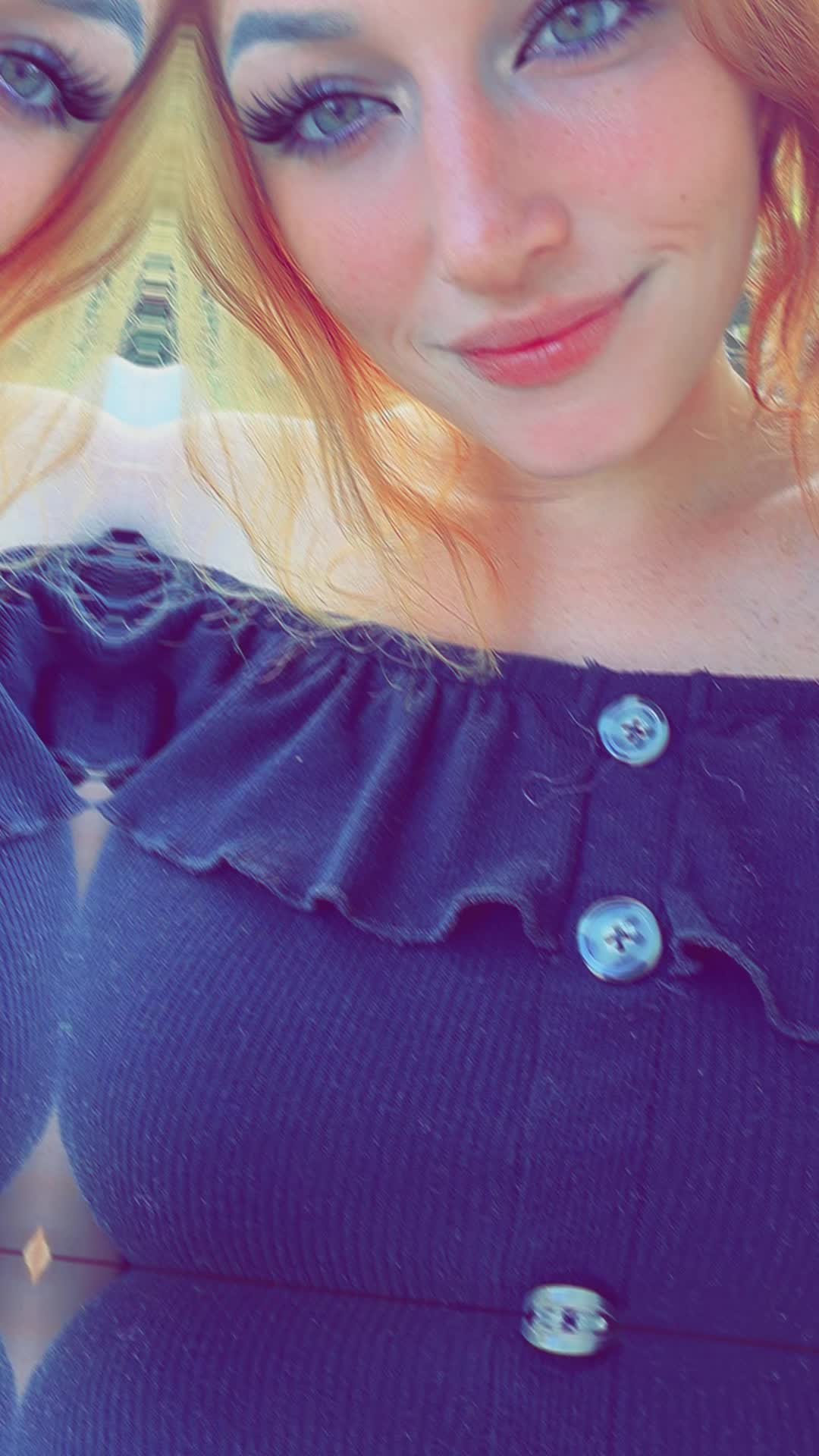 @Rosesarered