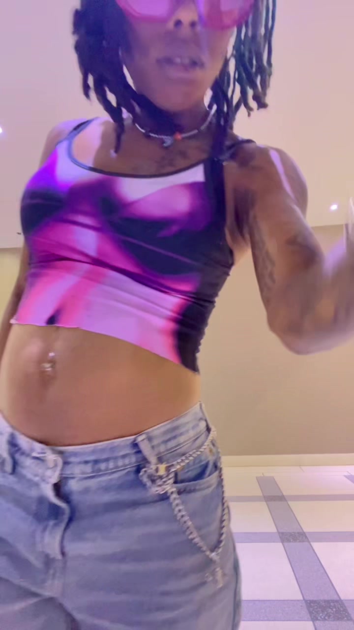 @MsStandonBizness369
